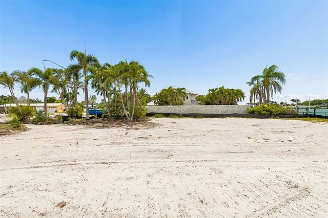10246 TARPON DRIVE, Treasure Island, FL 33706