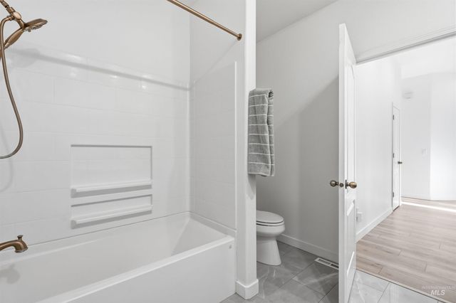 6712 N Double Eagle Lane, Meridian, ID 83646