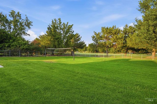6712 N Double Eagle Lane, Meridian, ID 83646