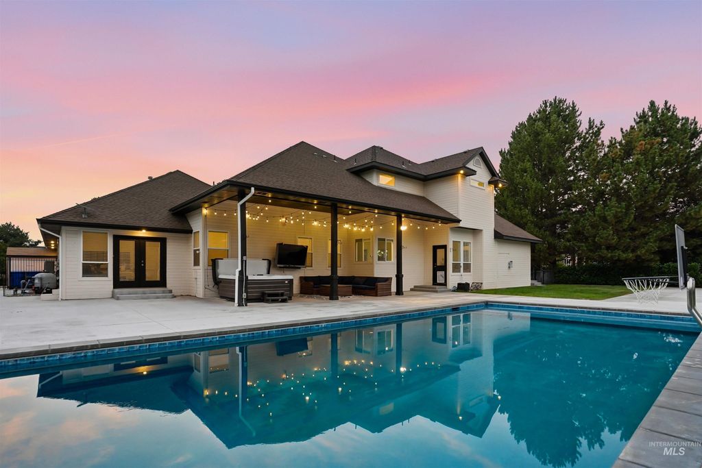 6712 N Double Eagle Lane, Meridian, ID 83646