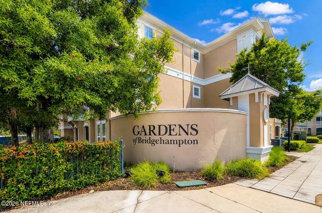 8290 GATE Parkway W 167, Jacksonville, FL 32216