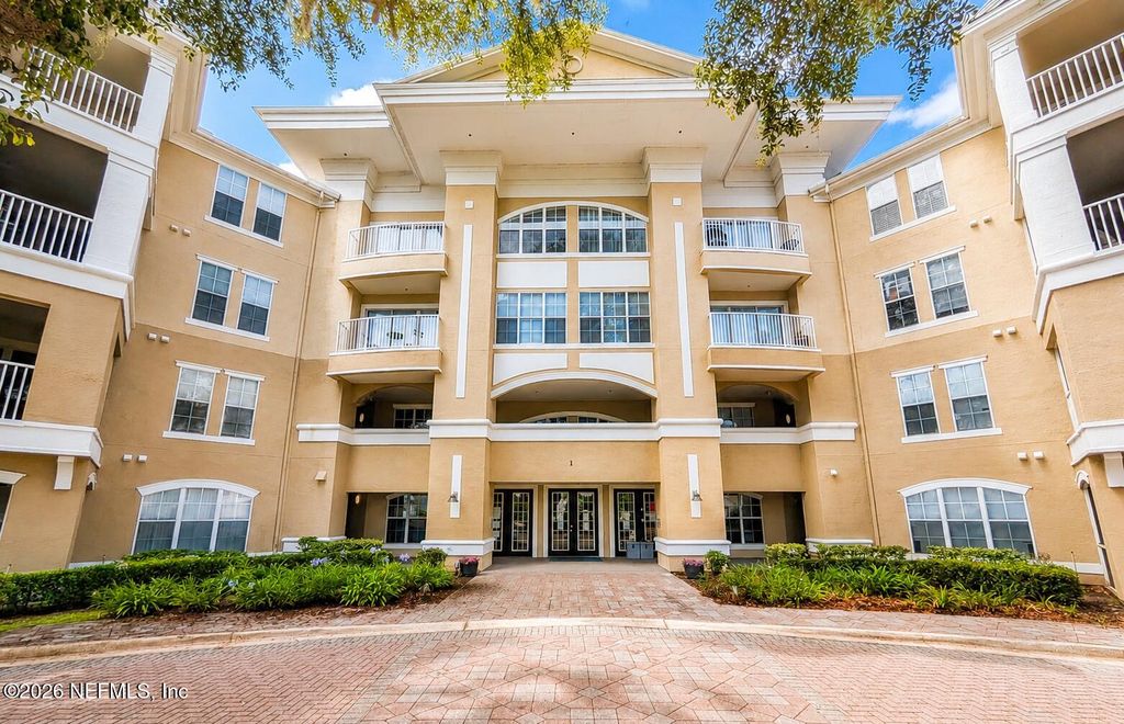 8290 GATE Parkway W 167, Jacksonville, FL 32216