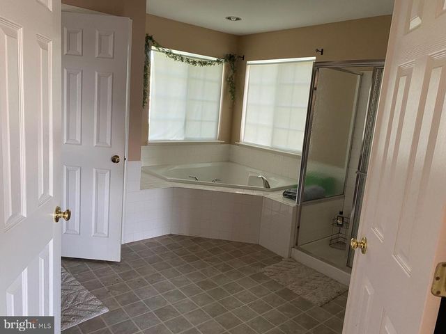 8570 DALTONS GROVE WAY, Bristow, VA 20136