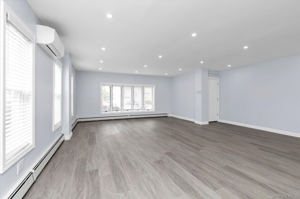 160-35 99th Street, Howard Beach, NY 11414 — photo 4