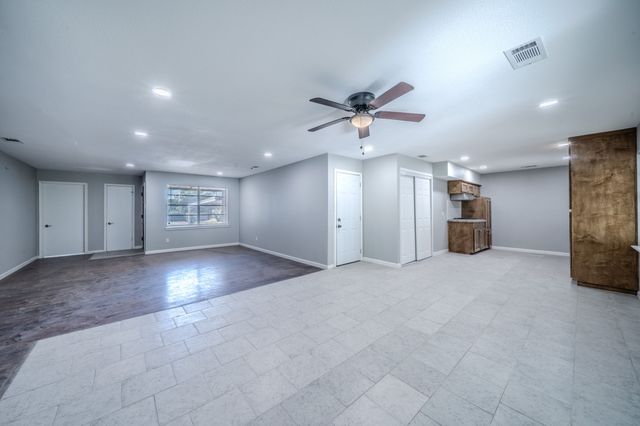 3510 Kingsford Avenue, Dallas, TX 75227