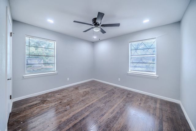 3510 Kingsford Avenue, Dallas, TX 75227