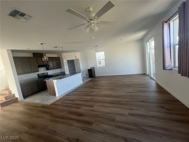 6035 Coja Street, Las Vegas, NV 89113