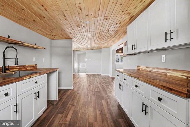 7 GROY AVE, Lebanon, PA 17046