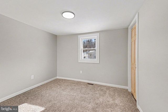 7 GROY AVE, Lebanon, PA 17046