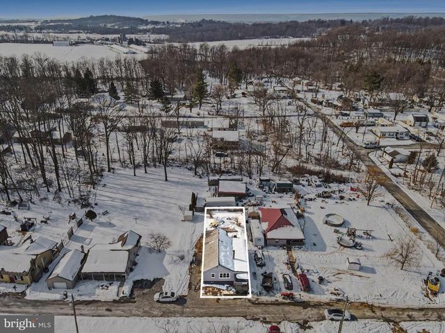 7 GROY AVE, Lebanon, PA 17046