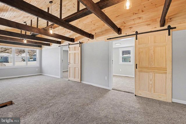 7 GROY AVE, Lebanon, PA 17046