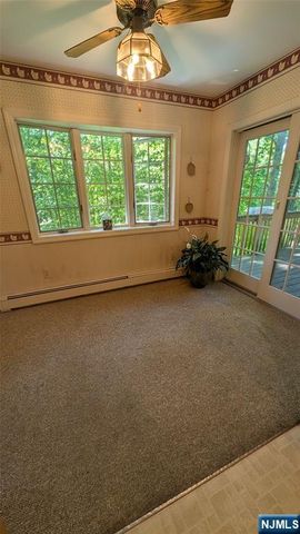 31 Cascade Way, Butler Borough, NJ 07405