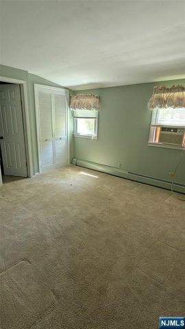31 Cascade Way, Butler Borough, NJ 07405