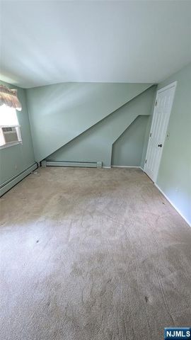 31 Cascade Way, Butler Borough, NJ 07405