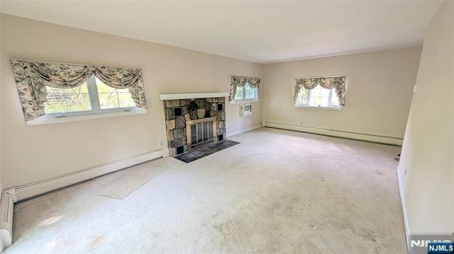 31 Cascade Way, Butler Borough, NJ 07405