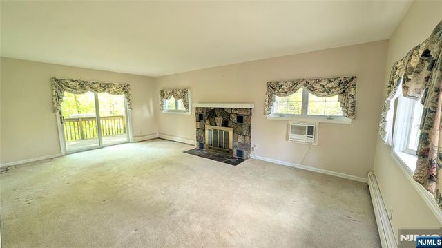 31 Cascade Way, Butler Borough, NJ 07405