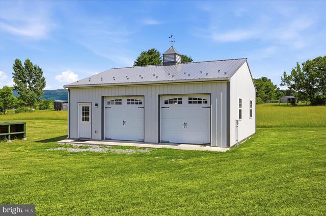 330 MAJESTIC LN, Charles Town, WV 25414