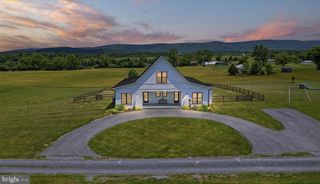 330 MAJESTIC LN, Charles Town, WV 25414