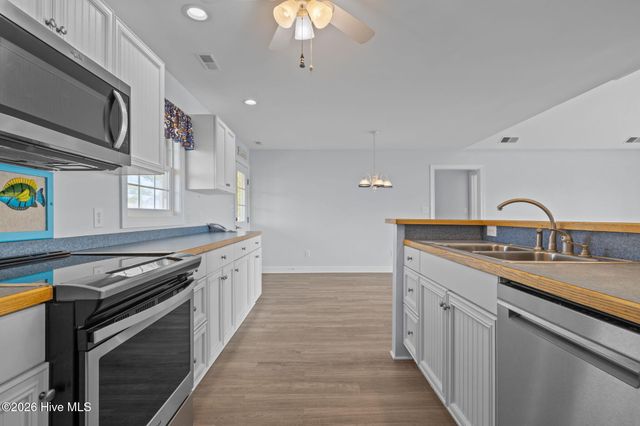 310 Joan Court, Beaufort, NC 28516