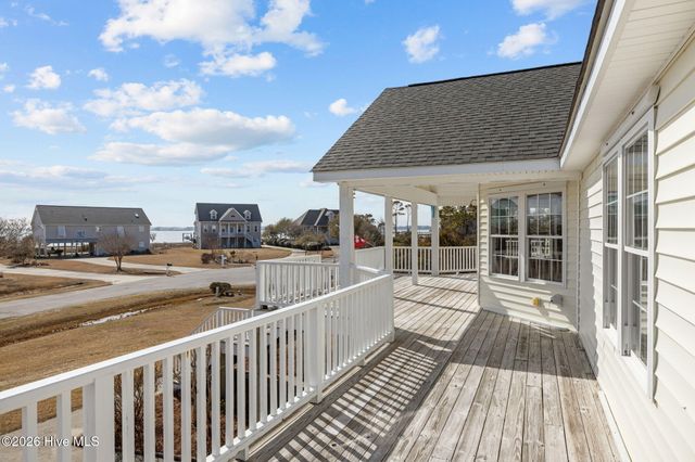 310 Joan Court, Beaufort, NC 28516