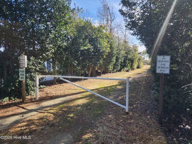 310 Joan Court, Beaufort, NC 28516