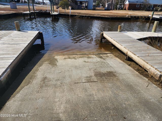 310 Joan Court, Beaufort, NC 28516