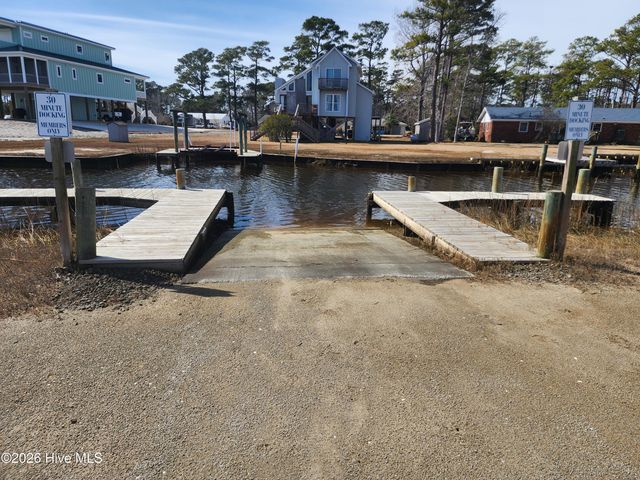 310 Joan Court, Beaufort, NC 28516