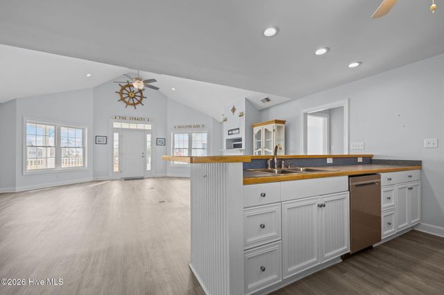 310 Joan Court, Beaufort, NC 28516