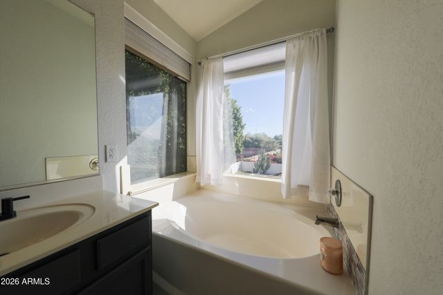 4003 W ROSE GARDEN Lane, Glendale, AZ 85308