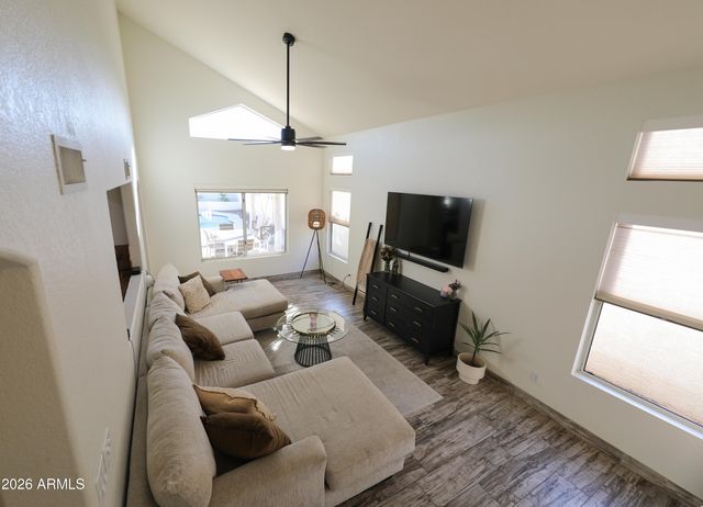 4003 W ROSE GARDEN Lane, Glendale, AZ 85308