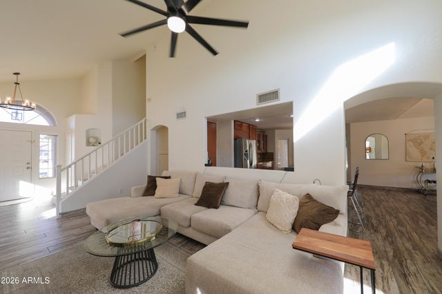 4003 W ROSE GARDEN Lane, Glendale, AZ 85308