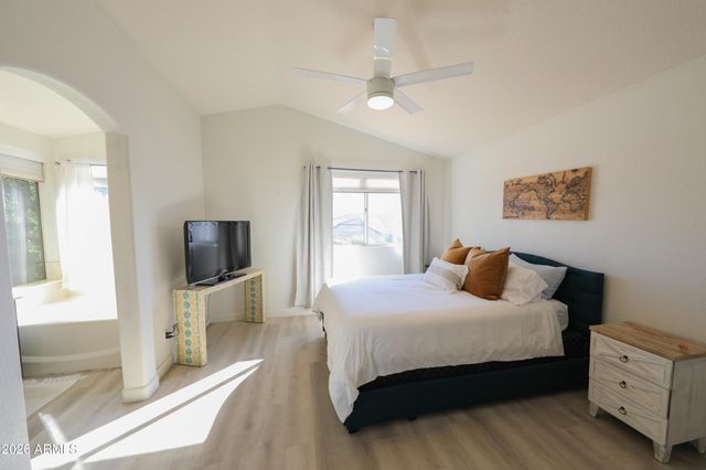 4003 W ROSE GARDEN Lane, Glendale, AZ 85308