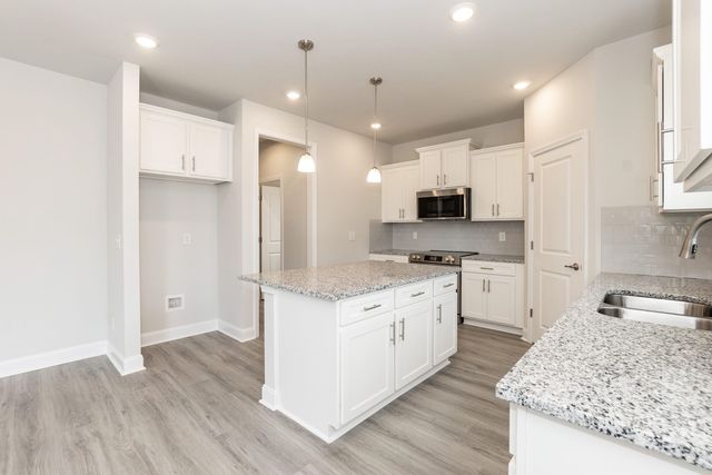 433 Whitetail Way, Tabor City, NC 28463