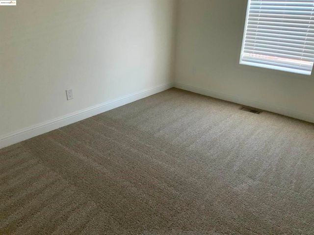 77 Hilo Dr., Pittsburg, CA 94565