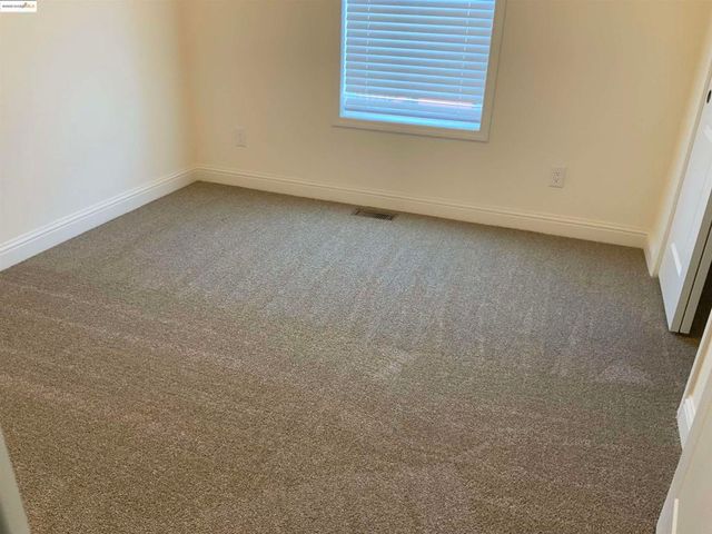 77 Hilo Dr., Pittsburg, CA 94565