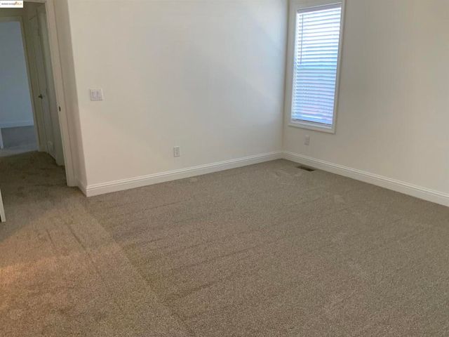 77 Hilo Dr., Pittsburg, CA 94565