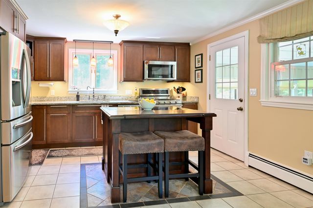 44 Berkley Street, Merrimack, NH 03054