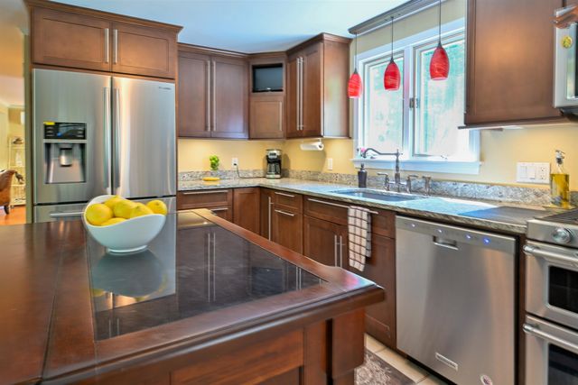 44 Berkley Street, Merrimack, NH 03054