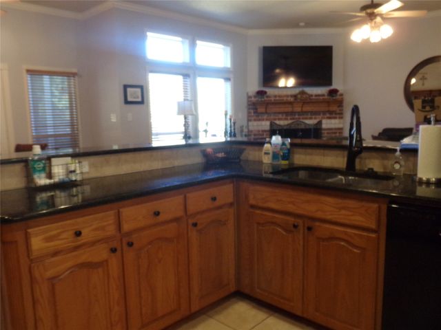 6316 Carrizo Drive, Granbury, TX 76049