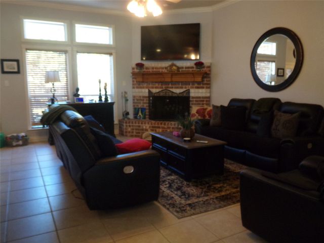 6316 Carrizo Drive, Granbury, TX 76049