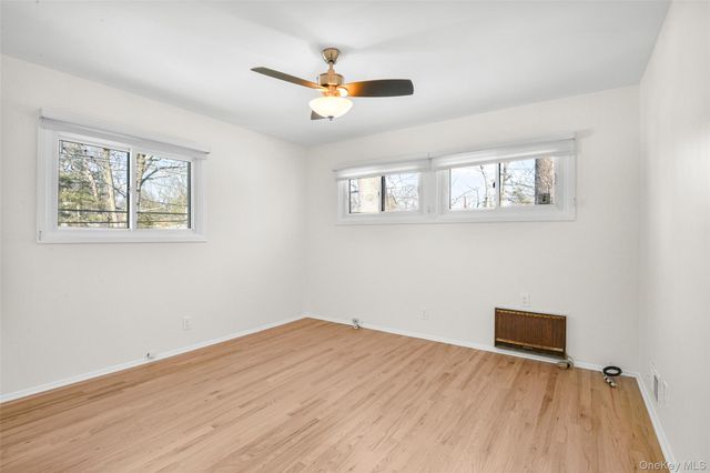 25 Wood Hollow Lane, New Rochelle, NY 10804