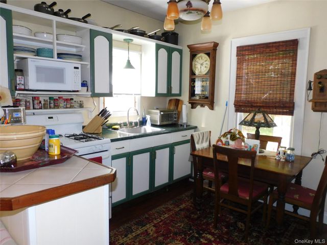 18 & 20 Church Road, Mountain Dale, NY 12763