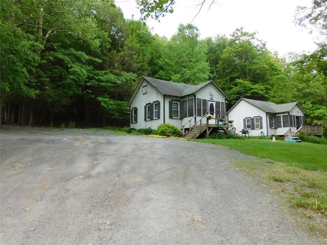 18 & 20 Church Road, Mountain Dale, NY 12763