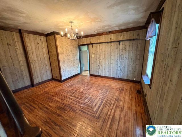 521 Maple Street, Bethlehem City, PA 18018