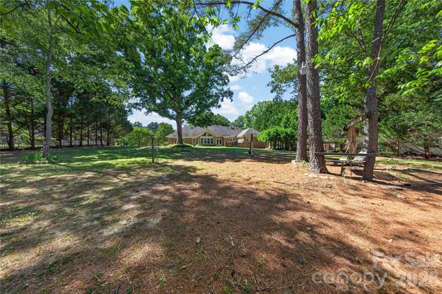 2300 Fowler Secrest Road, Monroe, NC 28110