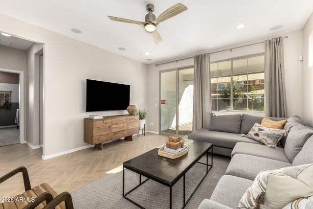 10851 E TAHOE Avenue, Mesa, AZ 85212