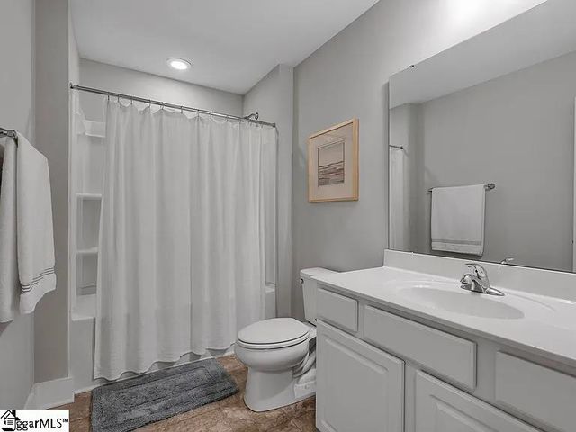 34 Creekhaven Lane, Taylors, SC 29687