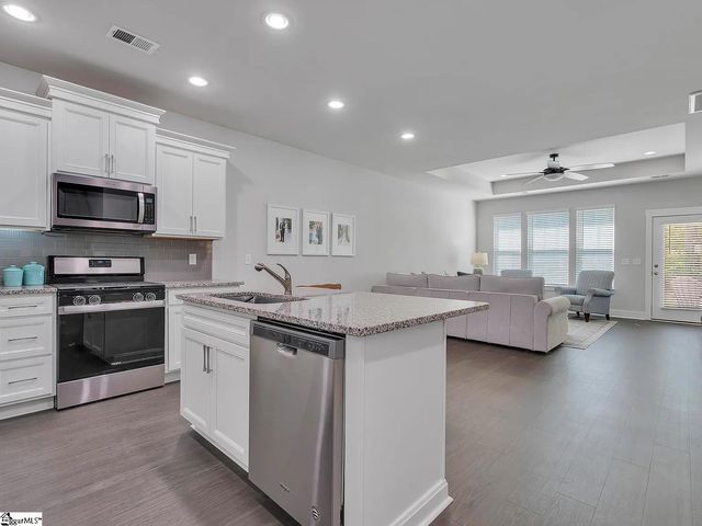 34 Creekhaven Lane, Taylors, SC 29687