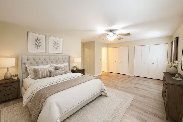 205 Auburn Court 205, St. Charles, IL 60174