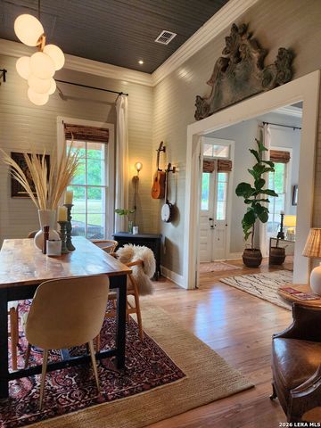 520 Live Oak St, Blanco, TX 78606